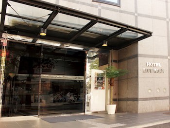 Hotel Livemax Esaka