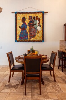 Almond Beach Resort At Jaguar Reef