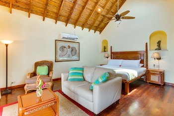 Almond Beach Resort At Jaguar Reef