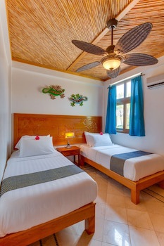 Almond Beach Resort At Jaguar Reef