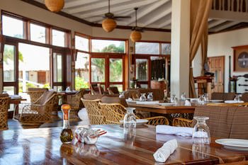 Almond Beach Resort At Jaguar Reef