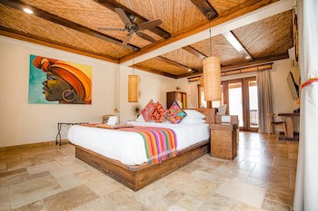 Almond Beach Resort At Jaguar Reef
