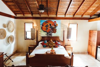 Almond Beach Resort At Jaguar Reef