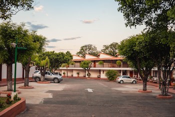 Hotel Faranda Bolivar Cucuta, A Member Of Radisson Individuals