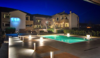 Ellopia Point Hotel