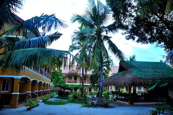Slam's Garden Dive Resort