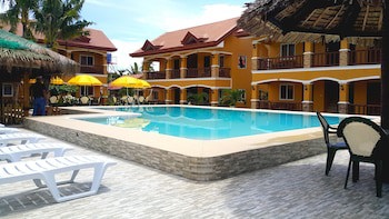 Slam's Garden Dive Resort