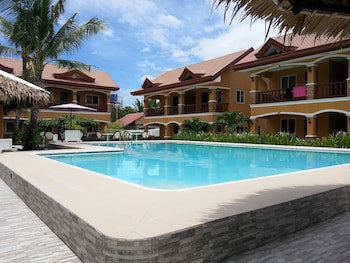 Slam's Garden Dive Resort