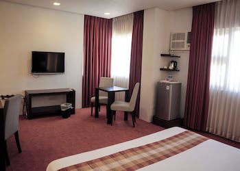 Casablanca Suites Near Airport