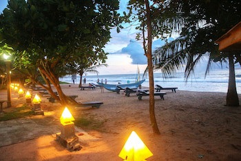 Oasey Beach Hotel