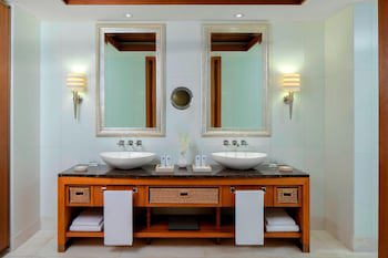 The St. Regis Saadiyat Island Resort, Abu Dhabi