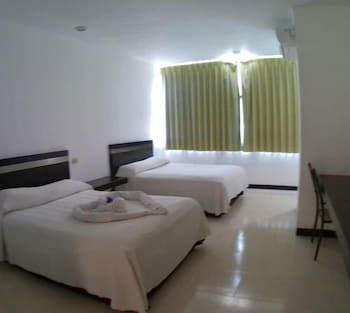 Hotel Plaza Playa - Near Playa Del Carmen Main Beach