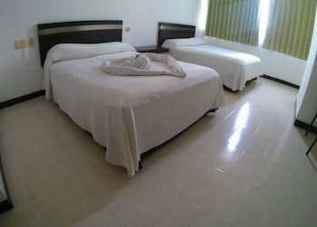 Hotel Plaza Playa - Near Playa Del Carmen Main Beach