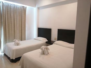 Hotel Plaza Playa - Near Playa Del Carmen Main Beach
