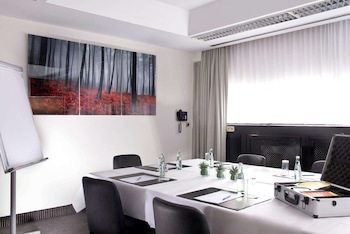 Wyndham Stuttgart Airport Messe galeri fotoğrafı