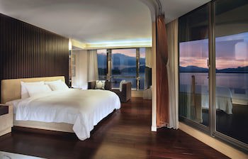 The Crystal Resort Sun Moon Lake