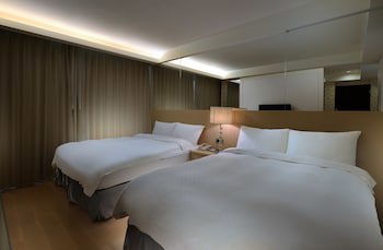 The Crystal Resort Sun Moon Lake