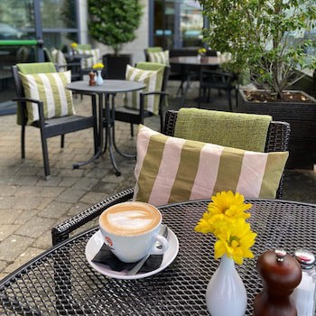 The Manor West Hotel & Leisure Club