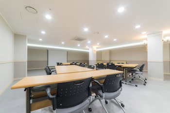 Reborn Suwon Silkroad Hotel