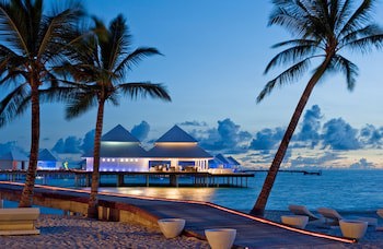 Diamonds Thudufushi Maldives Resort & Spa