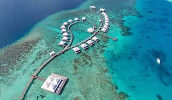 Diamonds Thudufushi Maldives Resort & Spa