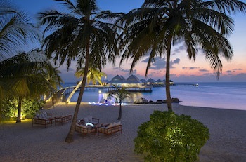 Diamonds Thudufushi Maldives Resort & Spa