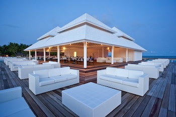 Diamonds Thudufushi Maldives Resort & Spa