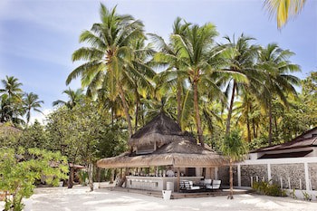 Diamonds Thudufushi Maldives Resort & Spa
