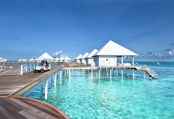 Diamonds Thudufushi Maldives Resort & Spa