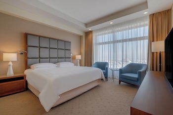 Swissotel Al Ghurair galeri fotoğrafı