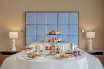 Swissotel Al Ghurair fotoğrafı