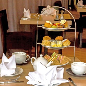 Lifehouse Spa & Hotel