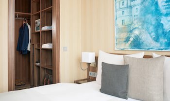 Living Hotel Dusseldorf fotoğrafı