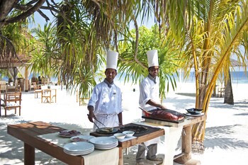 Diamonds Athuruga Maldives Resort & Spa