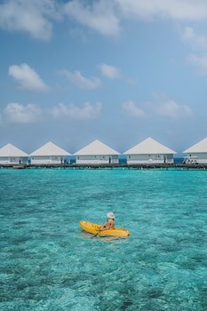 Diamonds Athuruga Maldives Resort & Spa