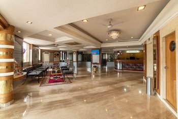 Chandra Inn