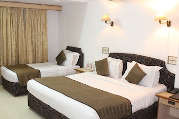 Chandra Inn