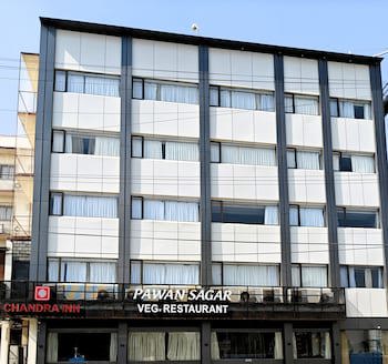 Chandra Inn