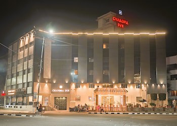 Chandra Inn