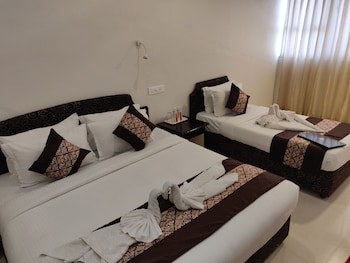 Chandra Inn