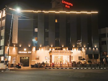 Chandra Inn