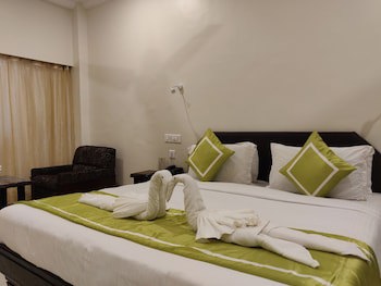Chandra Inn