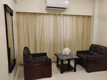 Chandra Inn