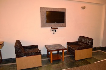 Chandra Inn