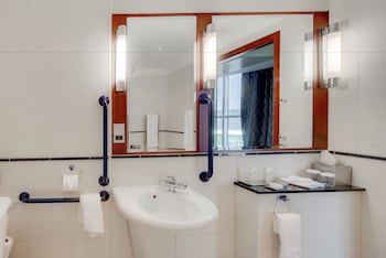 Doubletree By Hilton Hotel Newcastle International Airport