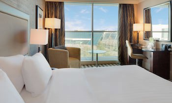 Doubletree By Hilton Hotel Newcastle International Airport