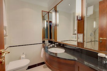 Doubletree By Hilton Hotel Newcastle International Airport
