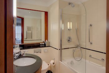 Doubletree By Hilton Hotel Newcastle International Airport