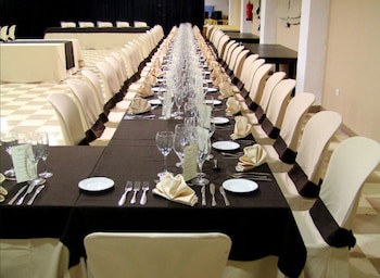 Ahc Caceres