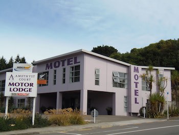 Amethyst Court Motorlodge